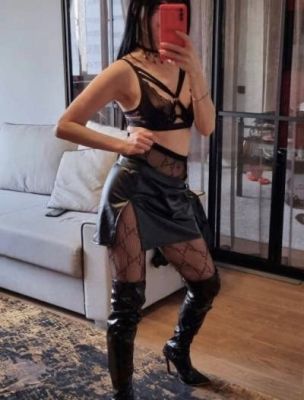 Катя, 22 лет — массаж с окончанием