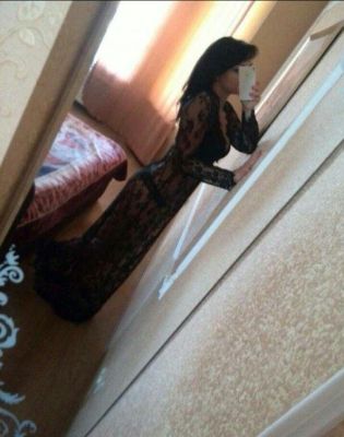 девушка София (Калининград), 8 900 563-74-13