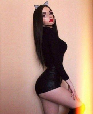 Даша, ню-фото взрослой шлюхи