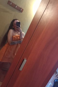 Марина — сексуальный массаж «Веточка сакуры»